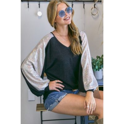 V NECK SEQUIN LONG SLEEVE TOP